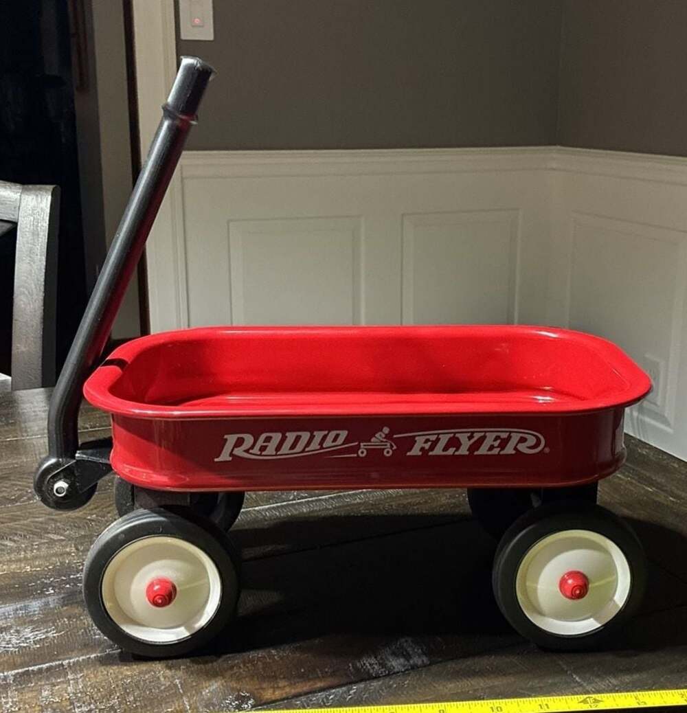 Radio Flyer Little Red Toy Wagon Small Mini 12.5x7.5 Metal Toy